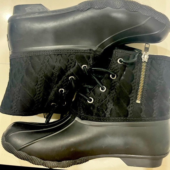 Sperry Shoes - Speedy black on black waterproof salt
Water rain shoes